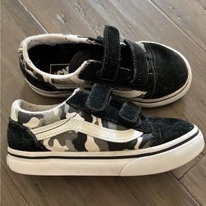 Toddler camo black Vans